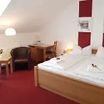 Haus Waldesblick 4*