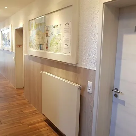 Gasthof Haus Waldesblick 4*